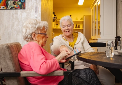 Team Rijserf appartementen rapporteert spraakgestuurd: “Het scheelt tijd én geeft rust”
