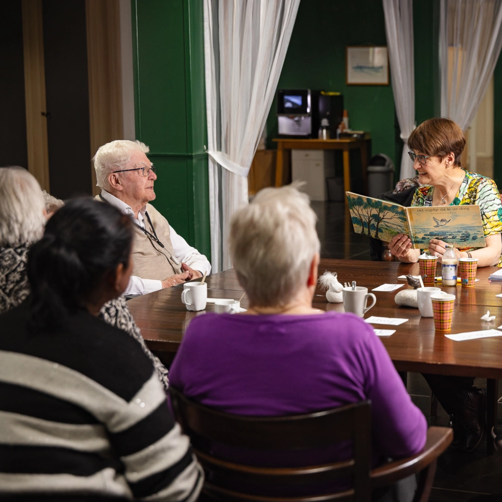 Huiskamervrijwilliger